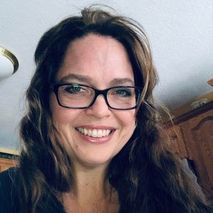 Meet your Posher, Lori